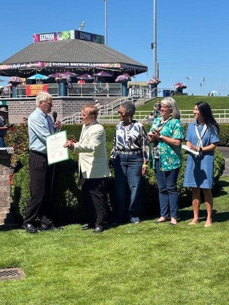 CM Lewis at Emerald Downs - A Day at the Races