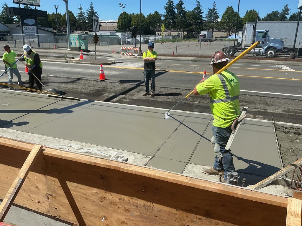 Auburn bus station