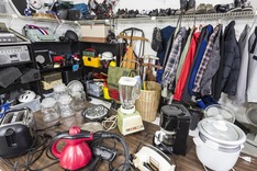 Decluttering event