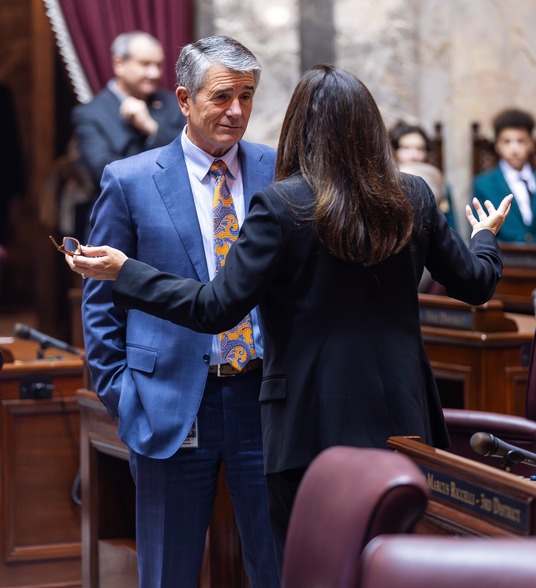 Sen. Goehner working across the aisle