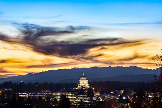 Capitol at dusk