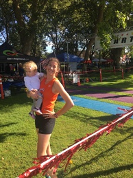 photo of Amber McCulloch and daughter