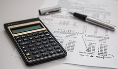 Calculator, pen, financial statement Image by Steve Buissinne from Pixabay 