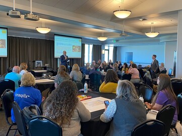 Gov. Jay Inslee presenting