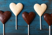 chocolate heart lollipops