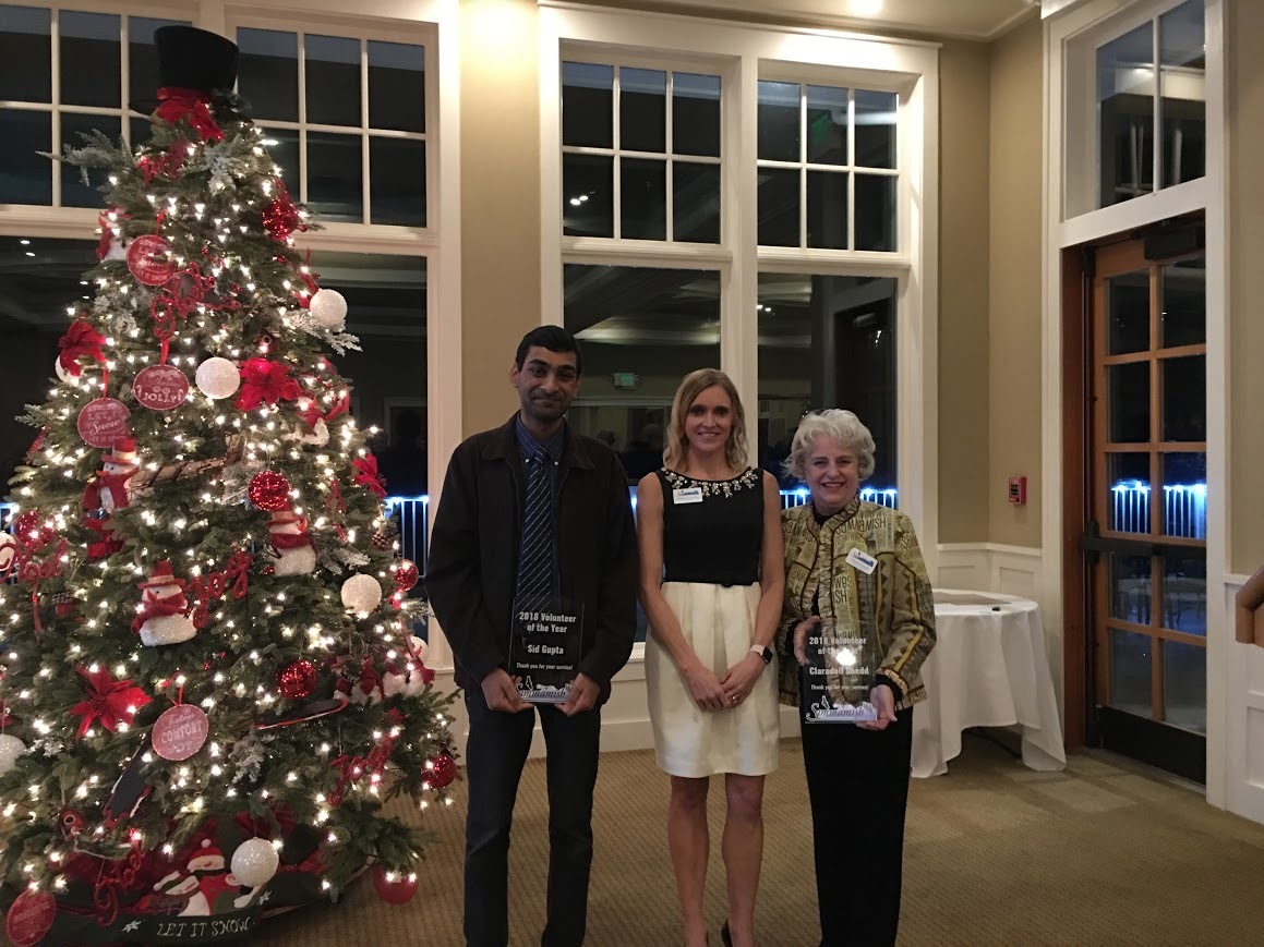 City of Sammamish 2018 Volunteer of the Year award winners Sid Gupta and Claradell Shedd pose with Mayor Christie Malchow. 