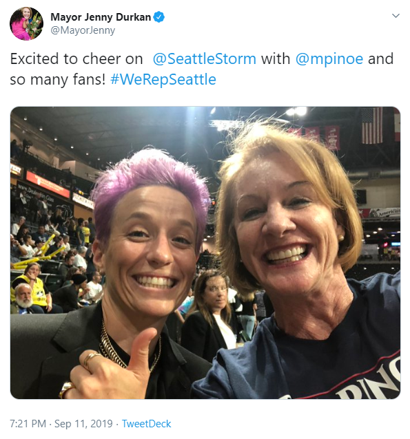 Screenshot of tweet showing Mayor Durkan and Megan Rapinoe at the Seattle Storm game