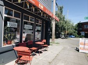 Outdoor cafe seating