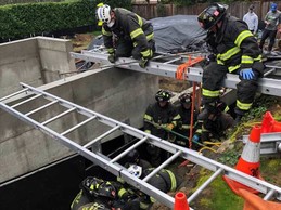 2020-12-14 Trench Rescue at 3800 Block of 39th Ave S