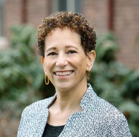 Helen Howell headshot