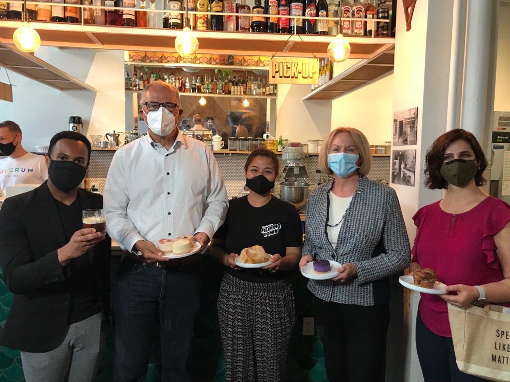 Mayor Durkan and Governor Inslee at Hood Famous Bakeshop