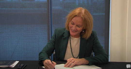 Mayor Durkan signs the 2022 City Budget