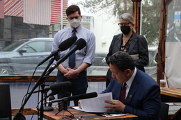 Mayor Harrell signs Safe Starts Legislation with CM Strauss and SDOT Interim Director Kristen Simpson