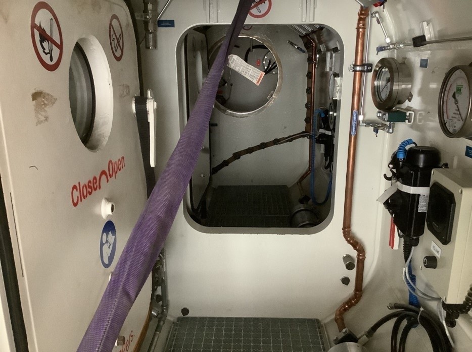 Inside a MudHoney pressure chamber 