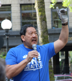 Mayor Harrell at the One Seattle Day of Service.
