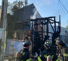 2-Alarm commercial building fire 4200 block of Rainier Ave. S.