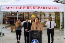 Mayor Harrell attends the Seattle Fire battery demosntration