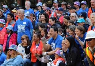 Mayor and group of volunteers for day of service