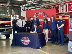 Seattle Mayor Harrell signs new vacant building legislation