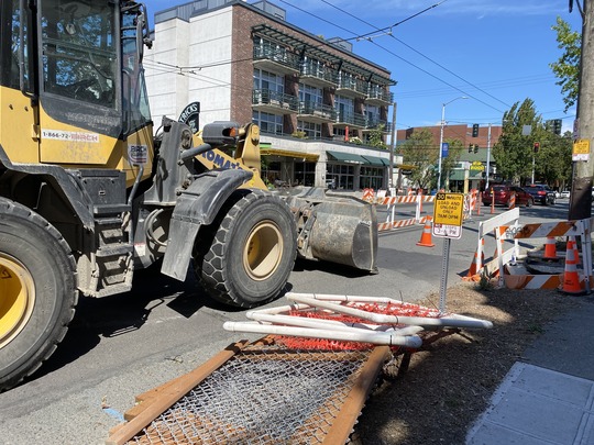 Crews relocate load zones on Eastlake Ave E. 
