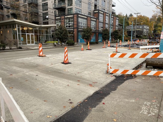 New pavement on Eastlake Ave E between E Garfield St and E Galer St.