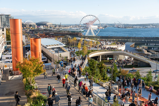 Waterfront Park on a sunny day