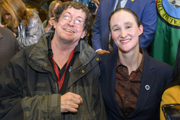 SMC employee Kevan Johnson with Mayor Katie Wilson