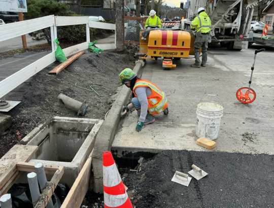 Crews install new curbs on Eastlake Ave E.