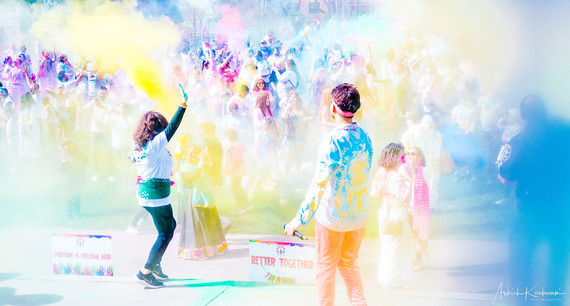 Color throw at the Seattle Color Festival