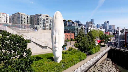 Echo, a sculpture by Jaume Plensa, created in 2011, and installed at Seattle's Olympic Sculpture Park