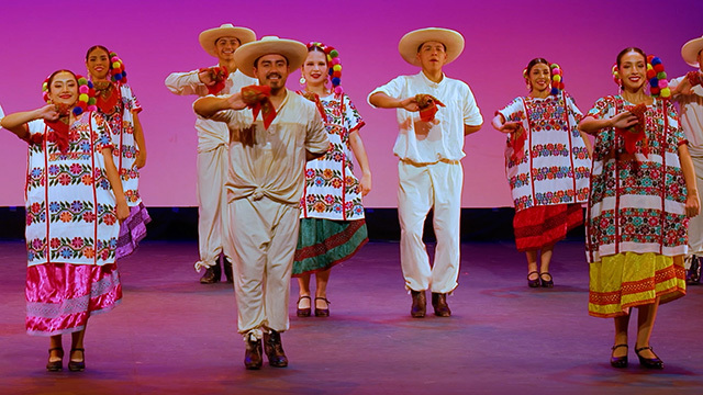  Bailadores de Bronce