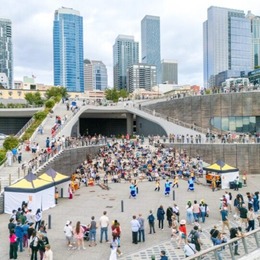 Waterfront Block Party photo by Erik Holsather