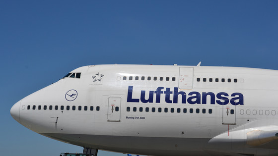 Lufthansa Plane 