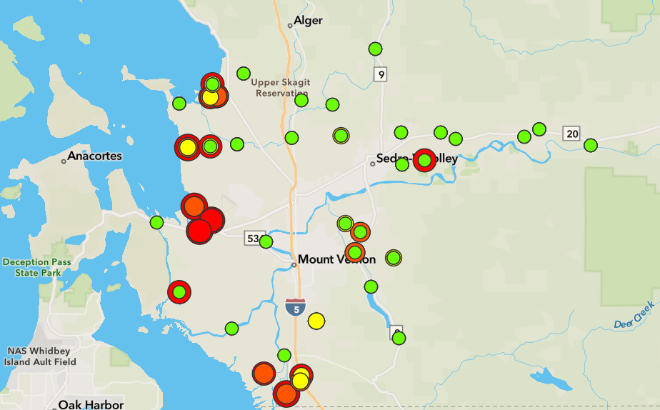 Map of Skagit water quality results in April, with red, yellow, and green dots indicating water quality at different sample sites.