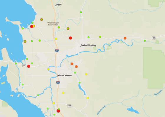 Map of water quality results with red, yellow, and green dots indicating bacteria levels and each sample site.
