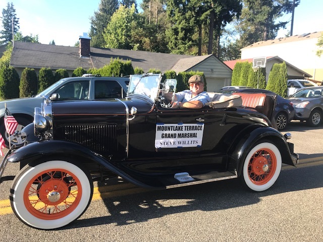 Picture of Grand Marsall in parade