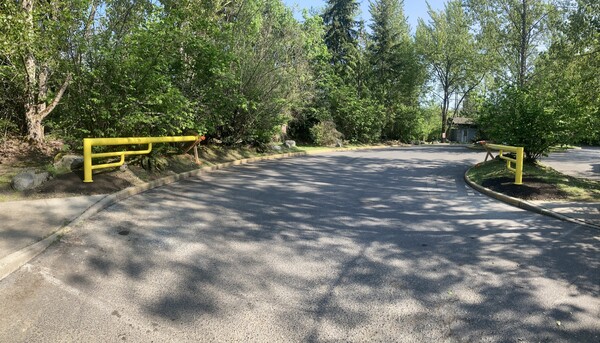 Narbeck parking lot gate