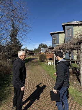 Councilmember Mead tours Clearwater Commons with Tom Campbell