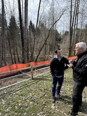 Councilmember Mead tours Clearwater Commons with Tom Campbell