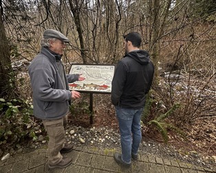 CM Mead tours NW Stream Center at McCollum Park