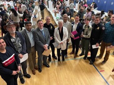 Councilmember Mead with Community Leaders at the Fernwood Elementary Science Fair