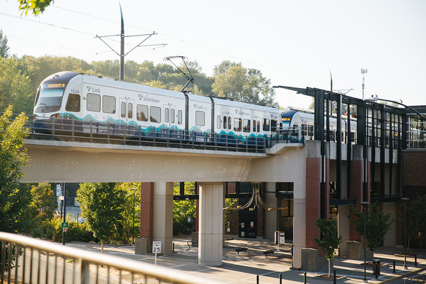 Photo of Light Light Rail crossing an overpass, Everett Link Extension