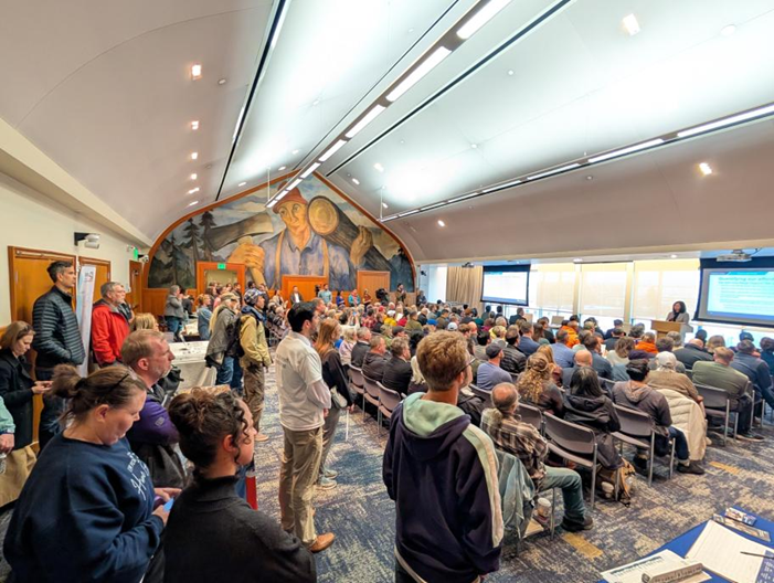  Members of the public in attendance at the April 14 Transportation Choices Coalition Town Hall hosted in partnership with Snotrac.