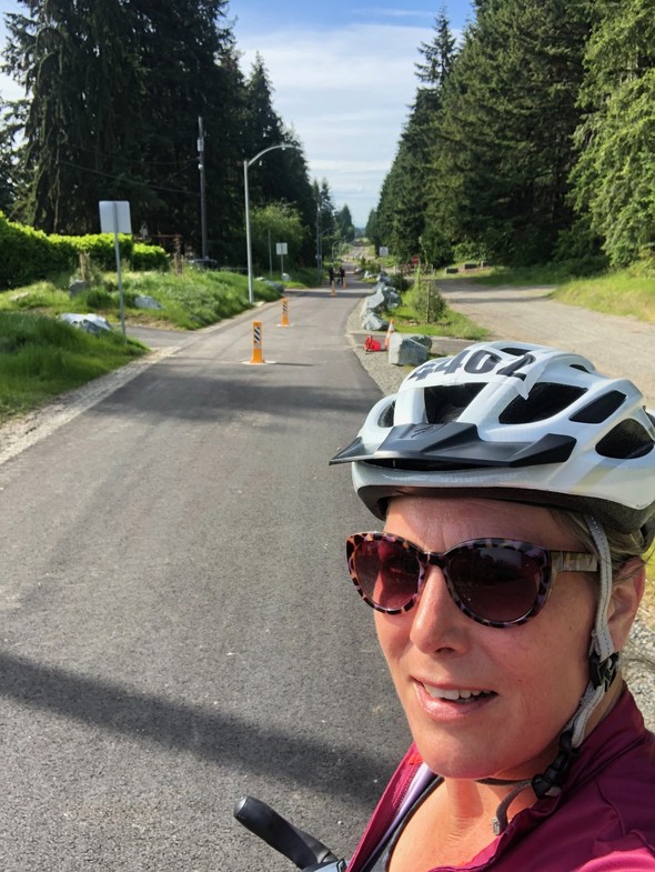 CM Ushka on the Pipeline Trail