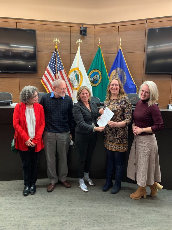 Resolution adopting antisemitism definition 