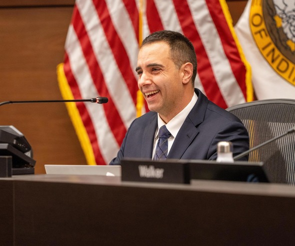 Mayor Ibsen on the dias at the first City Council Meeting of 2026. 