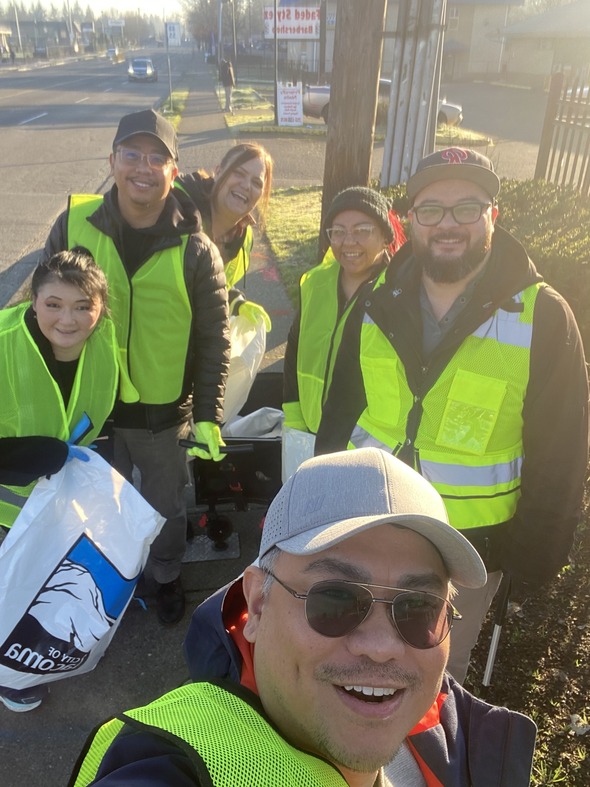 volunteers who participated in the litter clean up day on Hosmer