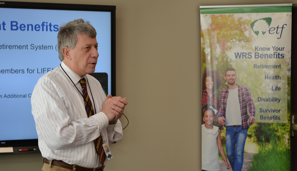 An ETF staff discusses different WRS benefits.