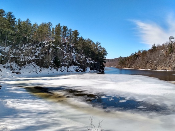 Frozen river and bluffs at Interstate Park