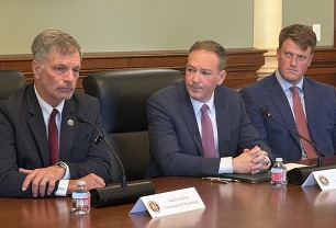 Gordon, Zeldin, Western